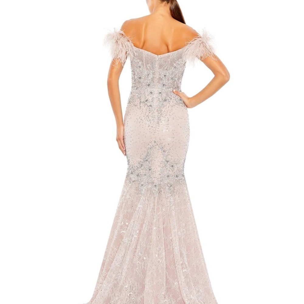 ✔️#86B BNWT MAC DUGGAL FEATHERED CRYSTAL EMBELLISHED SLEEVELESS GOWN … - Picture 3 of 12